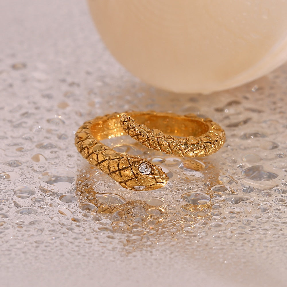 Crystal Snake 18K Gold Plated Ring - Femerald