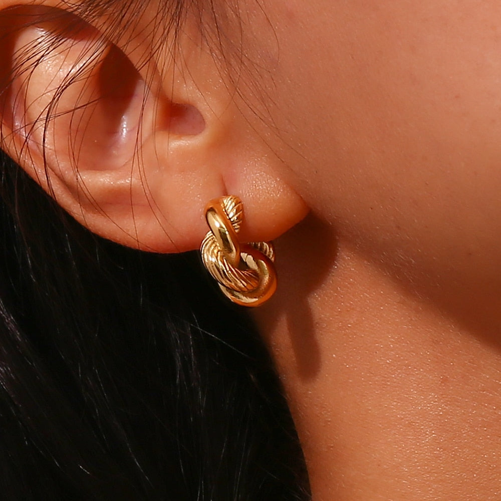 Twisted Texture 18K Gold Plated Earring - Femerald