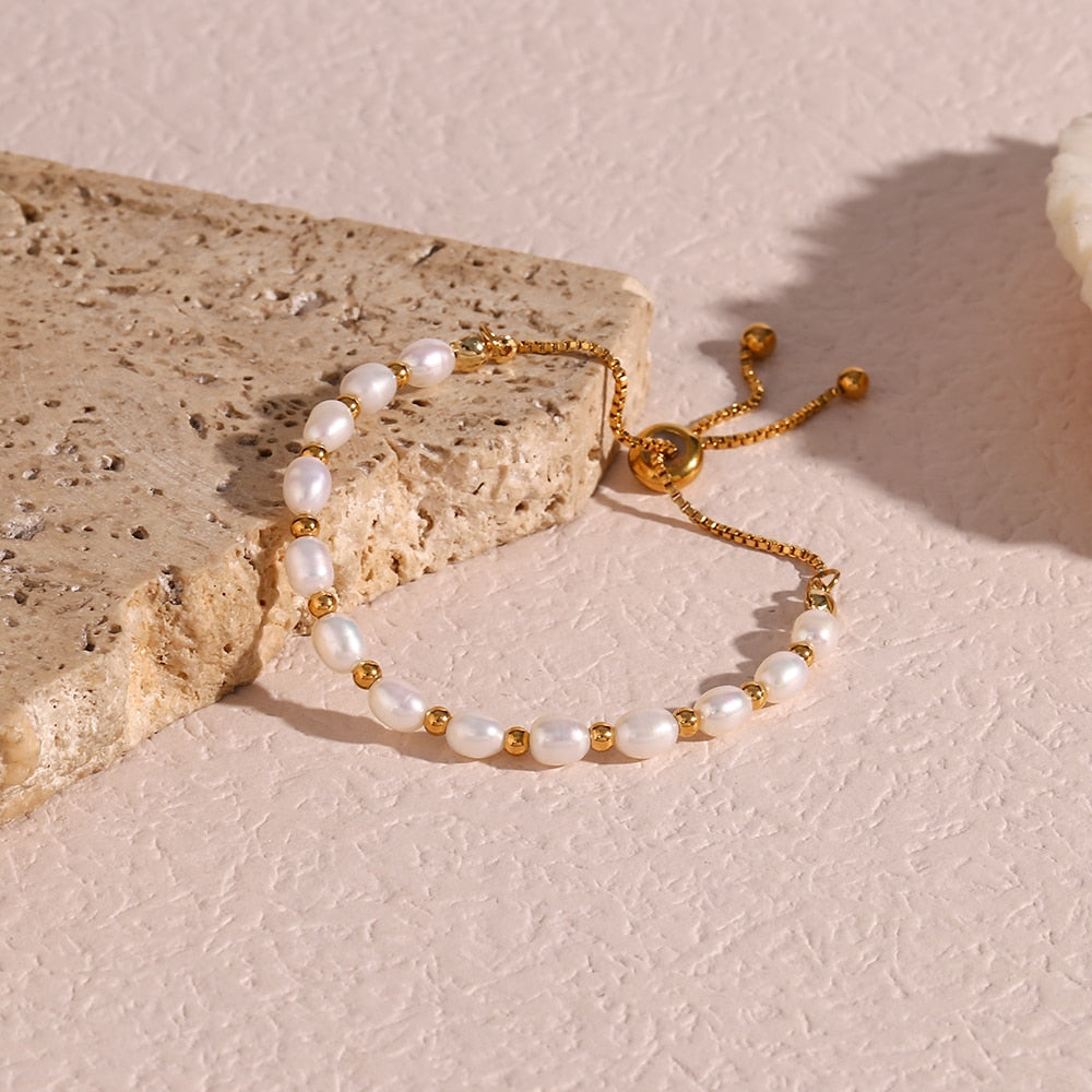 Sea Pearls 18K Golden Plated Bracelet - Femerald
