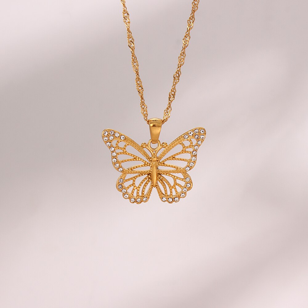 Majestic Butterfly 18K Gold Plated Zircon Stone Necklace - Femerald
